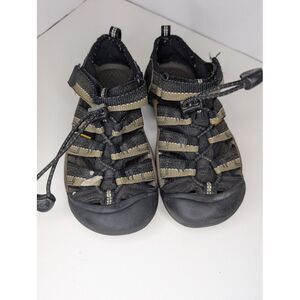 Keen Kids Outdoor Waterproof Sandals Size 1 Tan/ Black READ